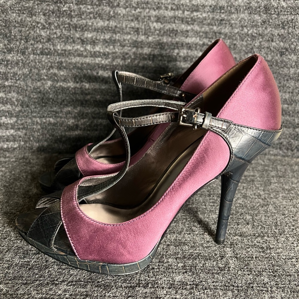 MARCIANO GUESS R- LIANNE Purple Multi RUNWAY SHOES Heels size 10 with box retro